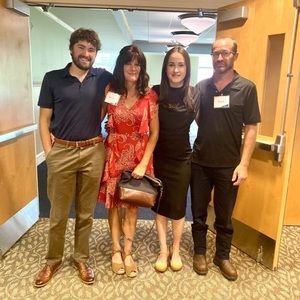 Meet your Posher, Beth